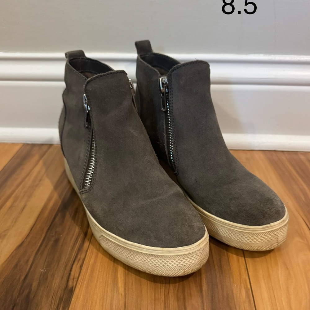 Steve Madden wedged bootie
